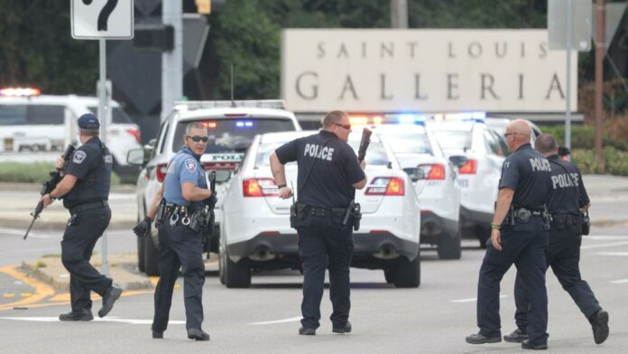 Suspect in custody following double shooting that left one person dead at St. Louis Galleria