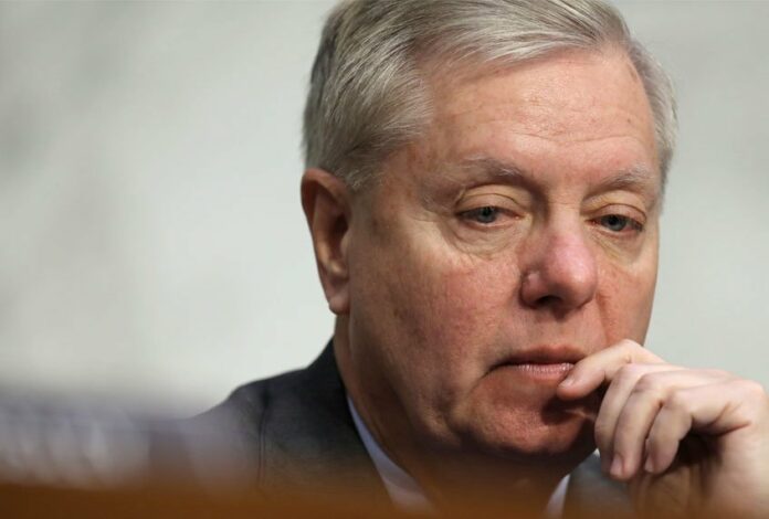 “The rats are leaving the sinking ship”: Lindsey Graham agrees to let Robert Mueller testify