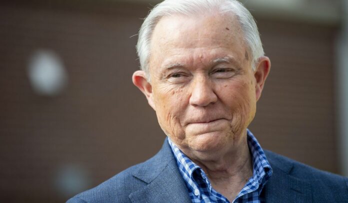 Trailing, Jeff Sessions strives to make up ground in closing days of Alabama GOP Senate runoff