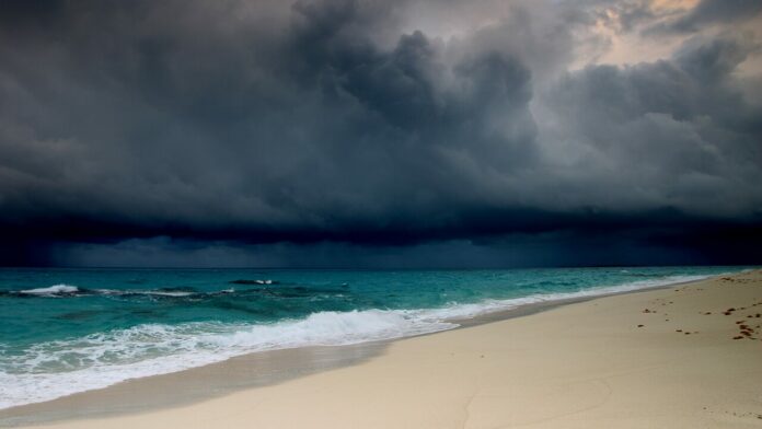 Tropical storm Fay bears down on mid-Atlantic, New England