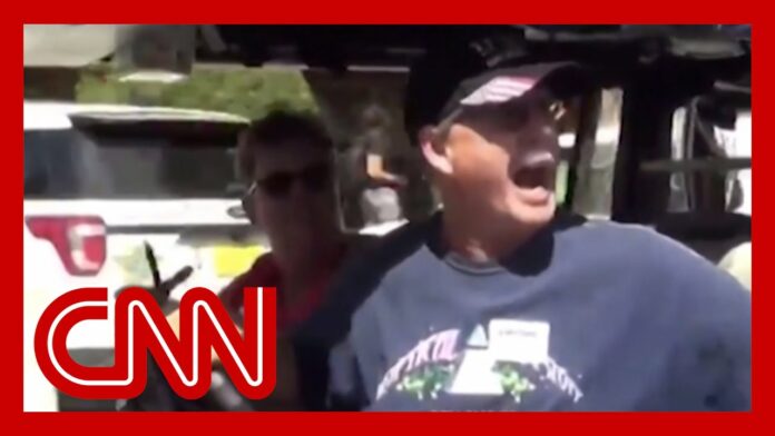 trump-retweets-then-deletes-video-of-man-yelling-white-power.jpg Trump retweets then deletes video of man yelling ‘white power’