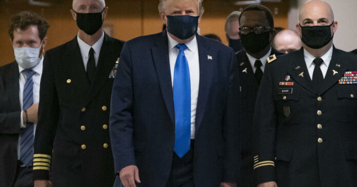 Trump seen wearing face mask in public for first time
