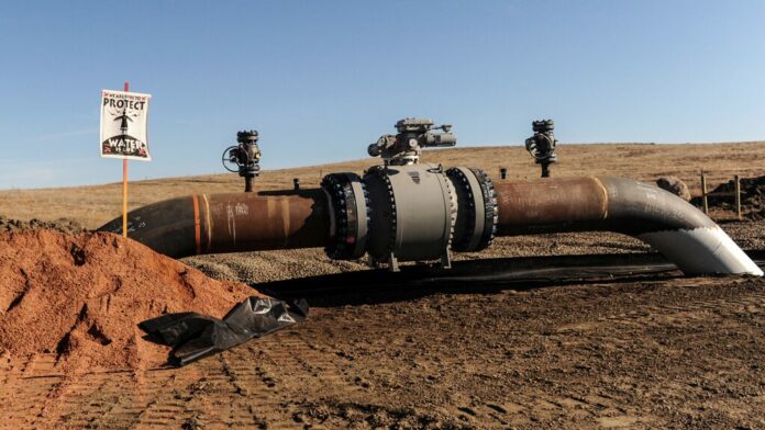 US District Court orders Dakota Access Pipeline shutdown, emptied