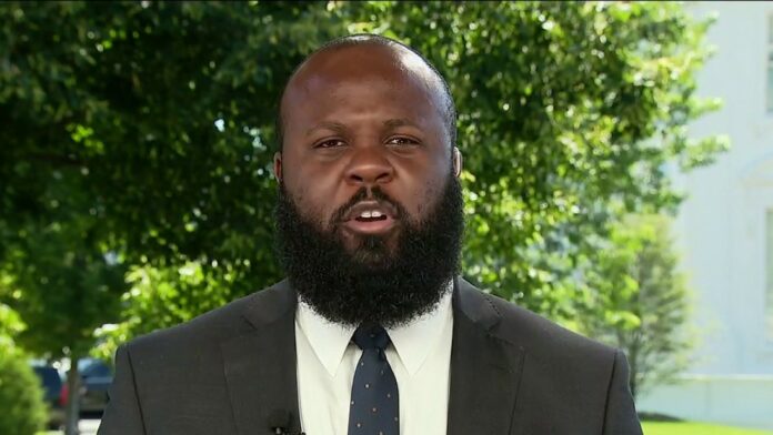 white-house-official-offers-to-help-mayor-lighfoot-solve-chicago-violence.jpg White House official offers to help Mayor Lighfoot solve Chicago violence