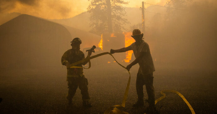 California Fires Live Updates: 5 Dead as Blazes Spread
