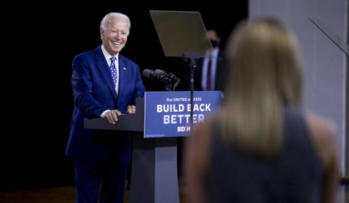 Huckabee: ‘Joe’s got to show up’ for debates as Democrats lay groundwork for Biden exit