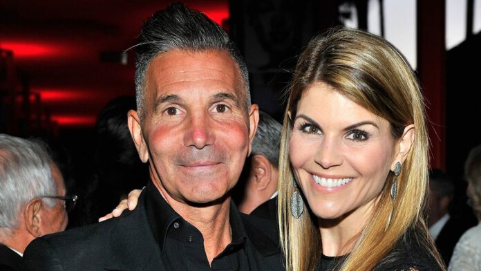 Lori Loughlin’s husband, Mossimo Giannulli, sentenced to 5 months in prison in college admissions scandal case