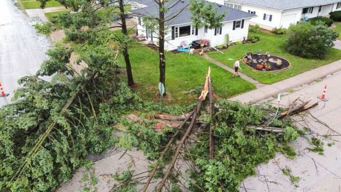 Powerful derecho with 100mph winds causes chaos across Midwest