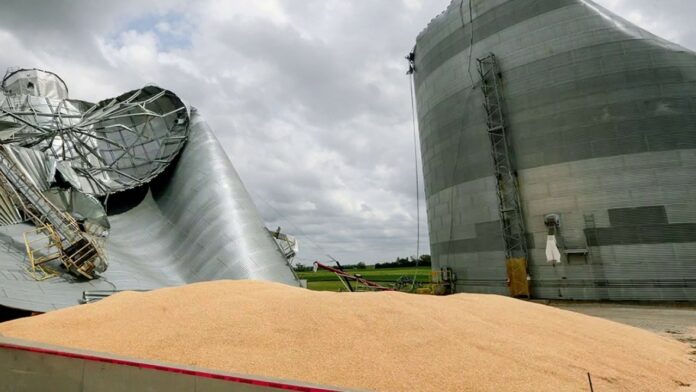 Powerful storm damages over 10M acres of Iowa crops