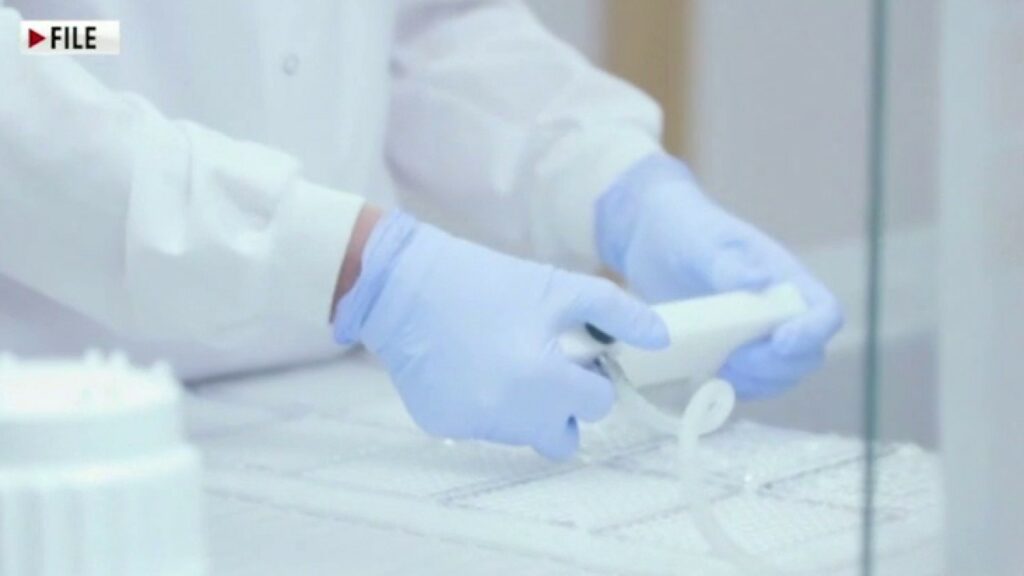 Coronavirus viral loads declining in US patients since start of pandemic, study finds