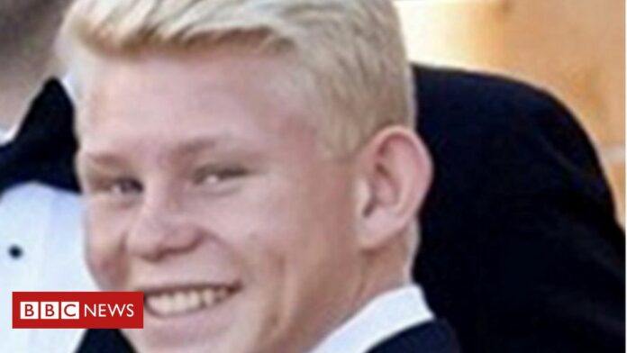 FBI probes police killing of boy on family’s drive