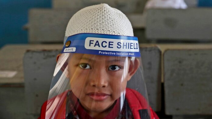 Plastic face shields don’t stop coronavirus spread, study claims