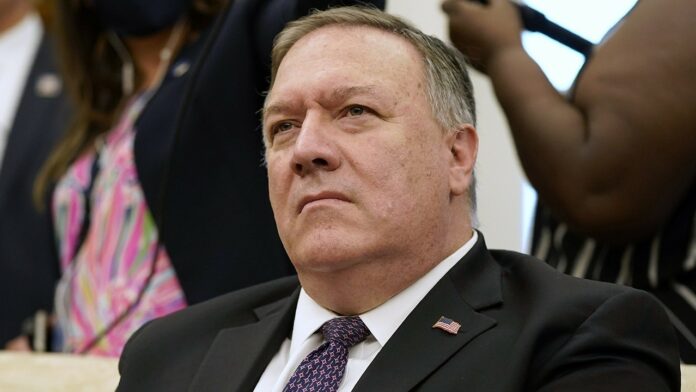 Report: Pompeo’s wife asked senior State Department staff for help with holiday cards