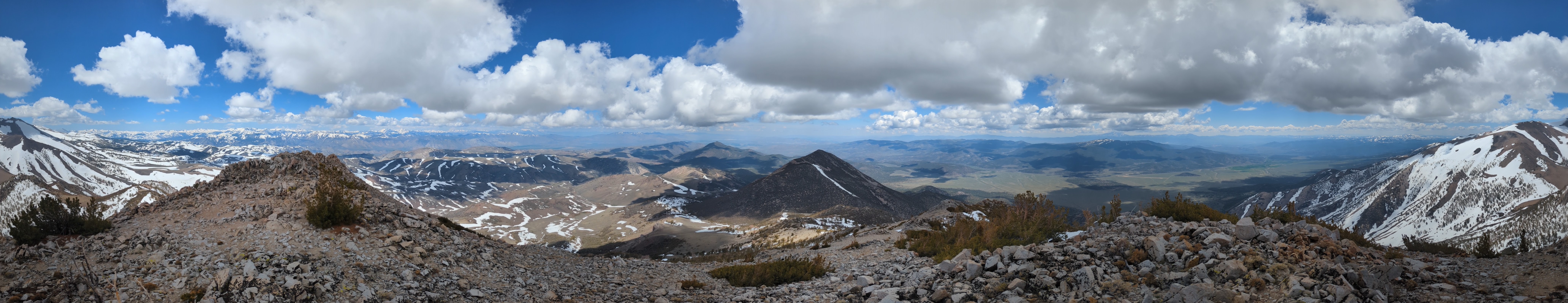 Middle Sister summit Panorama