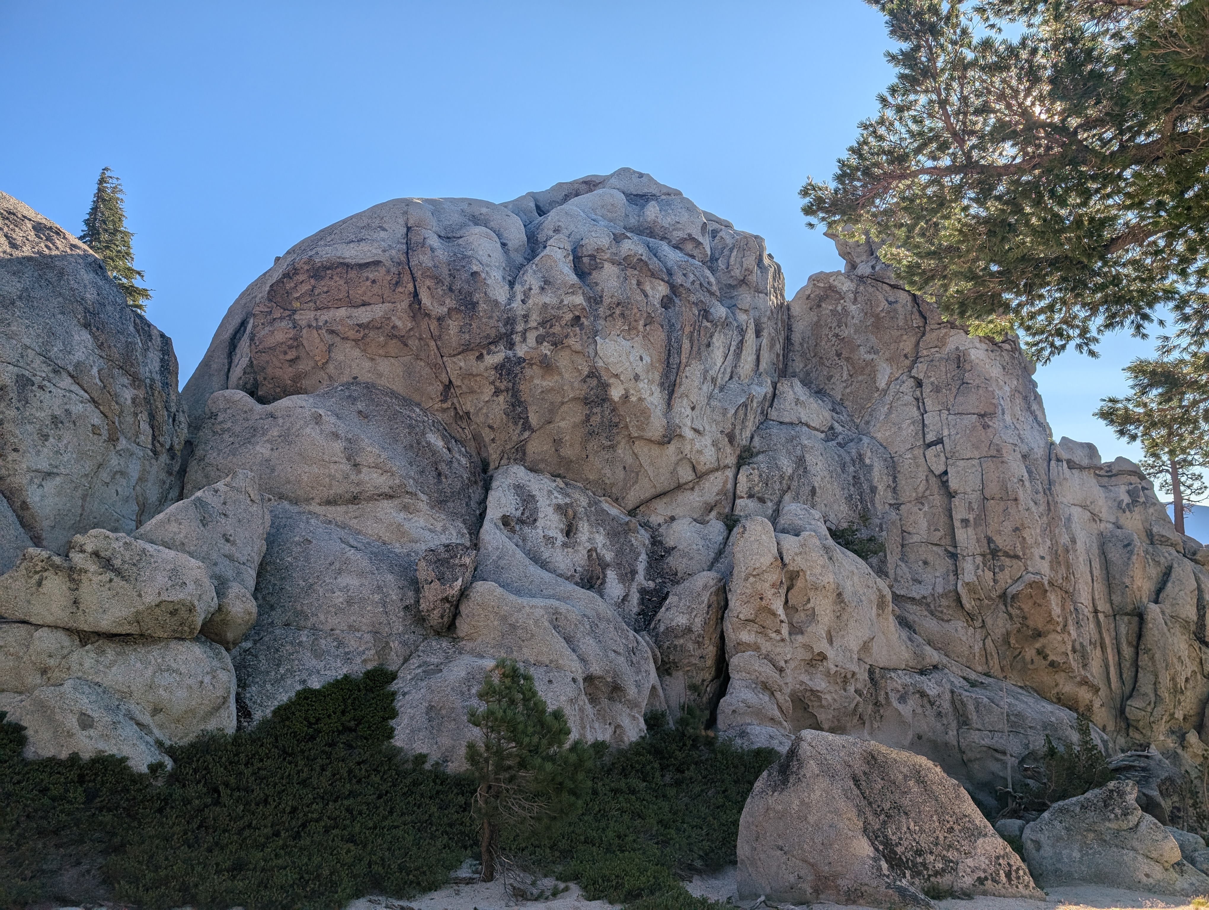 Cool granite between Flagpole and Echo